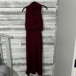 Elegant Burgundy Sleeveless Dress